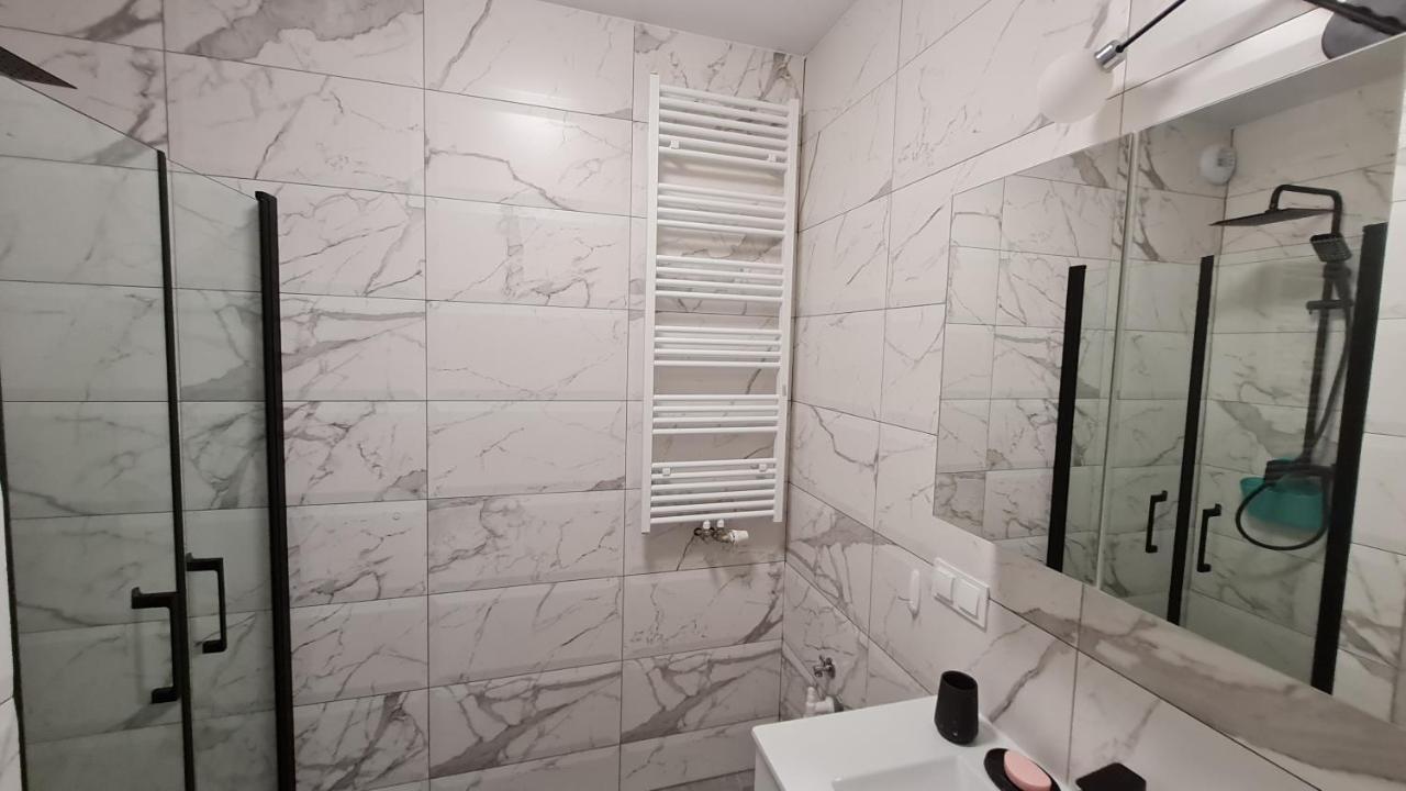 Apartament Cieplice One Jelenia Góra Екстериор снимка