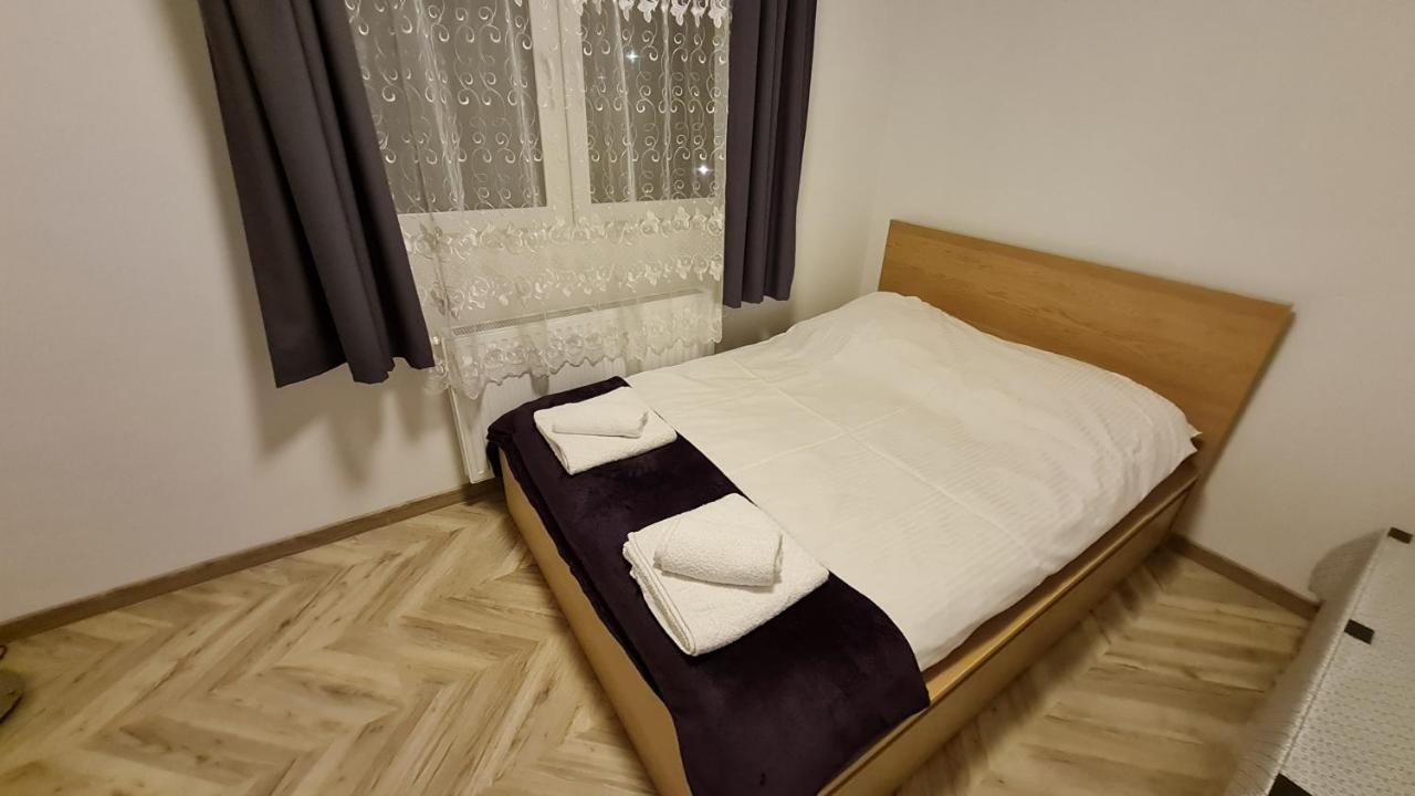 Apartament Cieplice One Jelenia Góra Екстериор снимка
